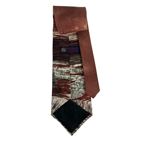 Endangered Species Large Endangered Birds 100% Silk Neck Tie - Picture 2 of 2